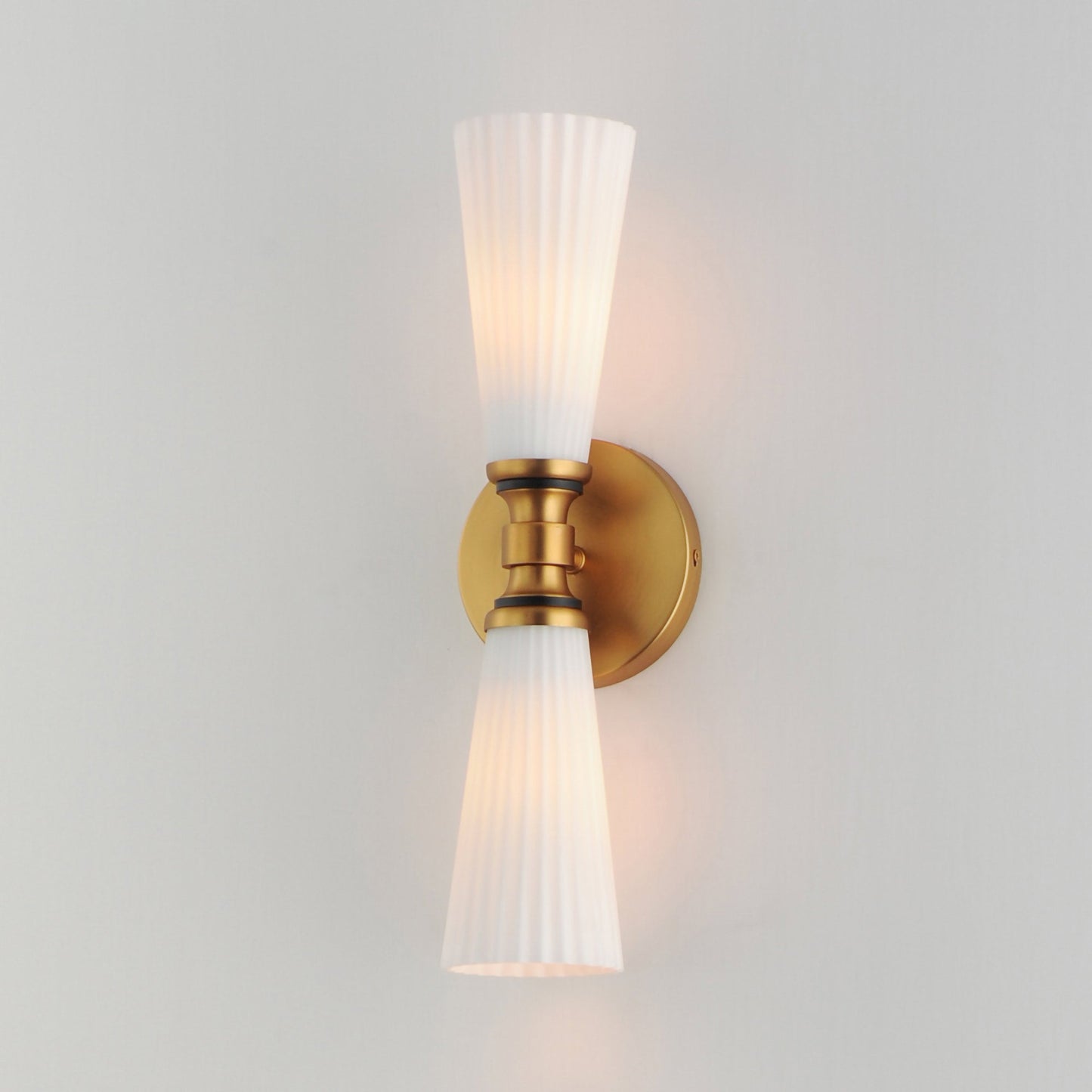 Krevat Bath Wall Light in Detail.