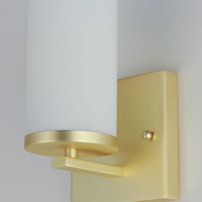 Lateral Bath Wall Light in Detail.