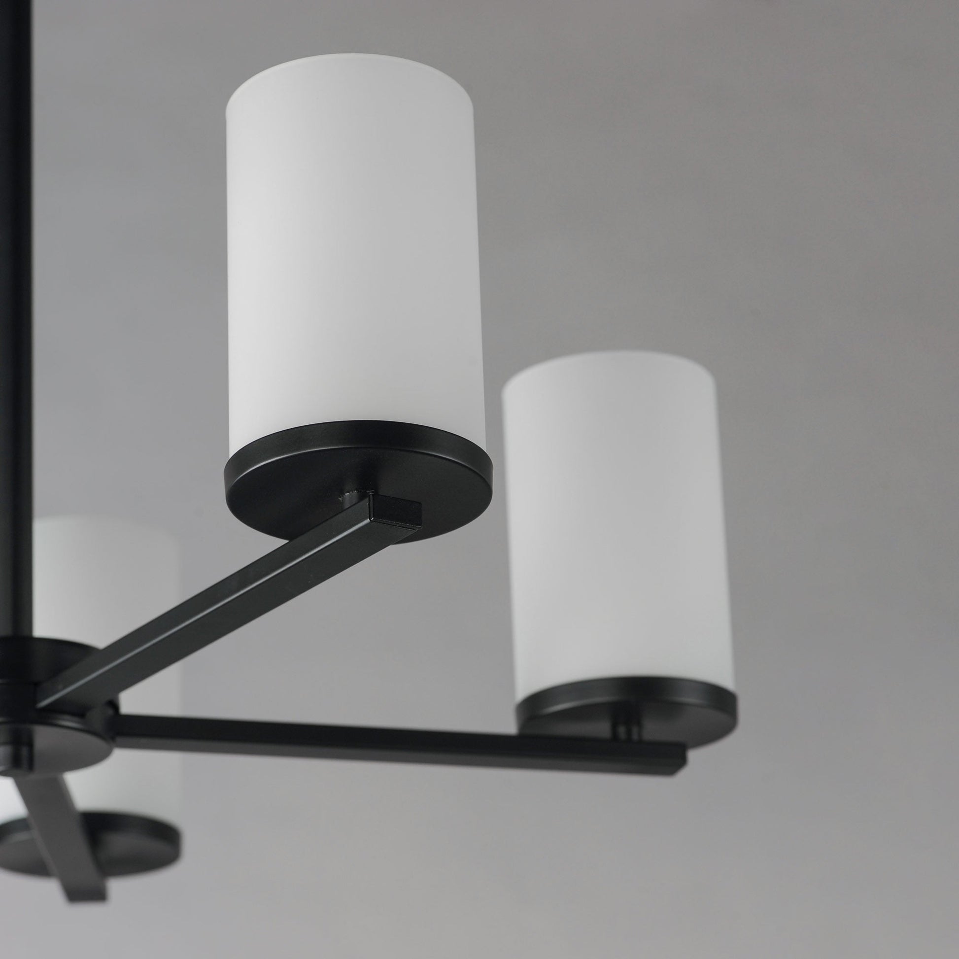 Lateral Chandelier in Detail.