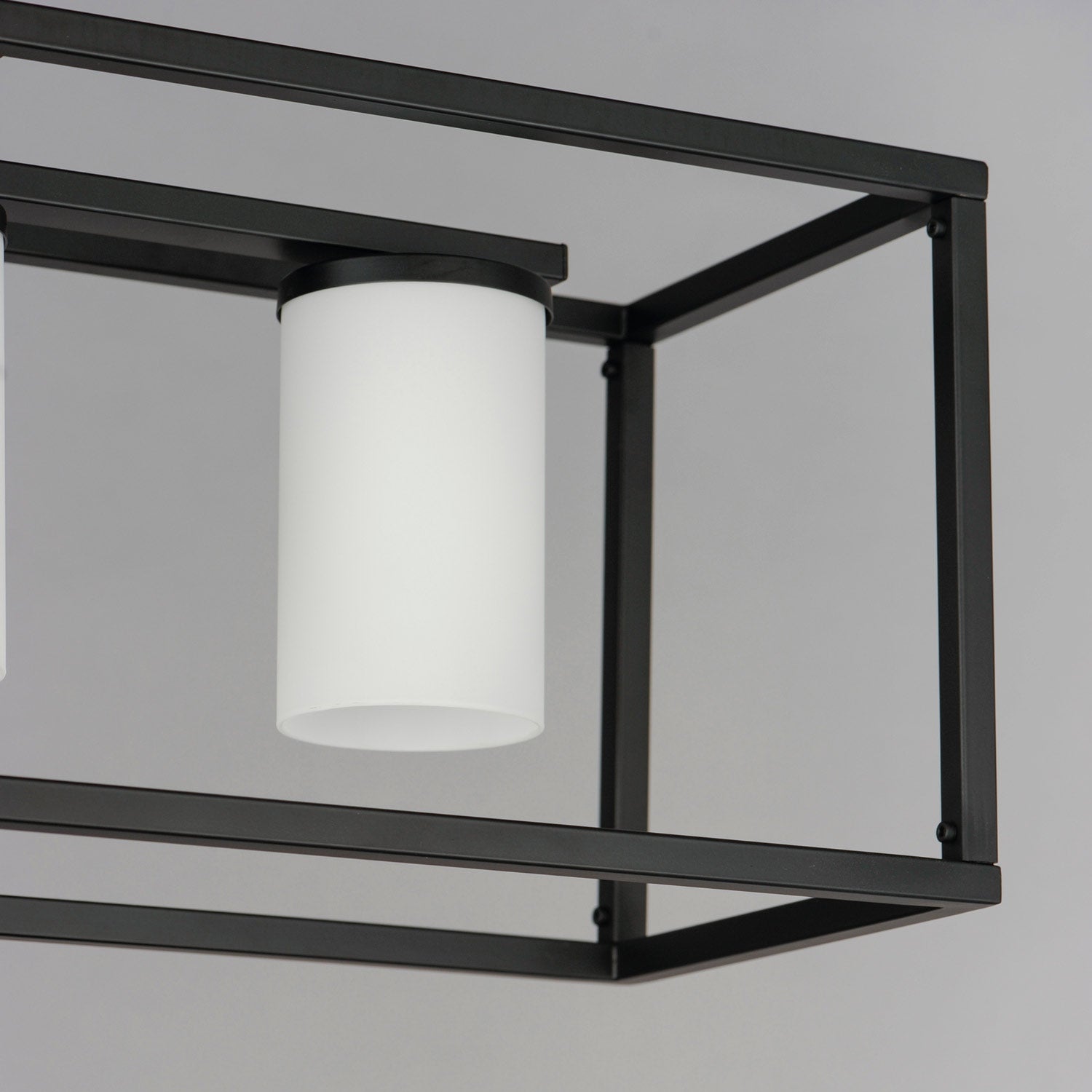 Lateral Linear Pendant Light in Detail.