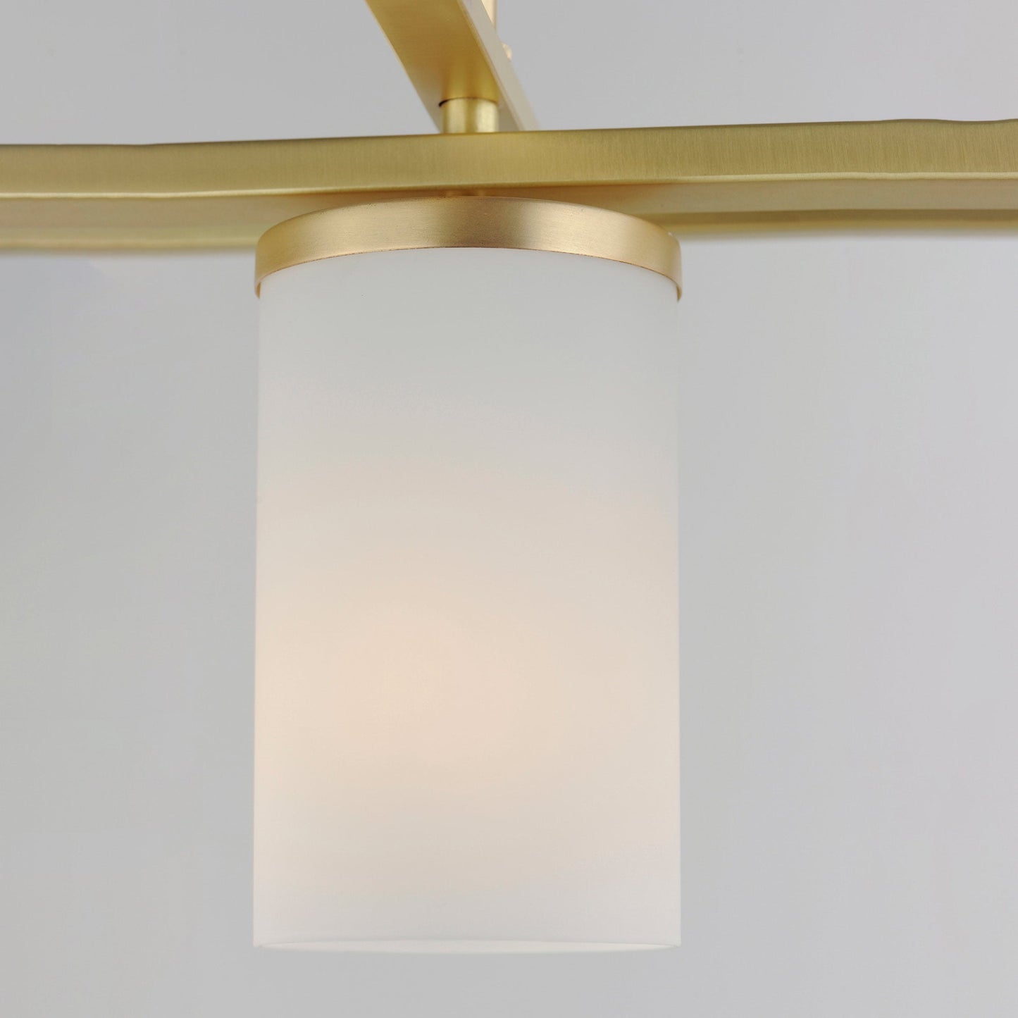 Lateral Linear Pendant Light in Detail.