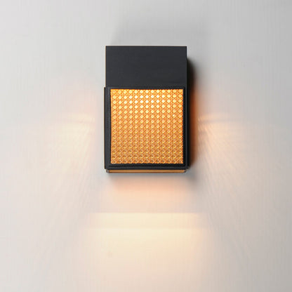 Lattice Outdoor LED Wall Light in Detail.