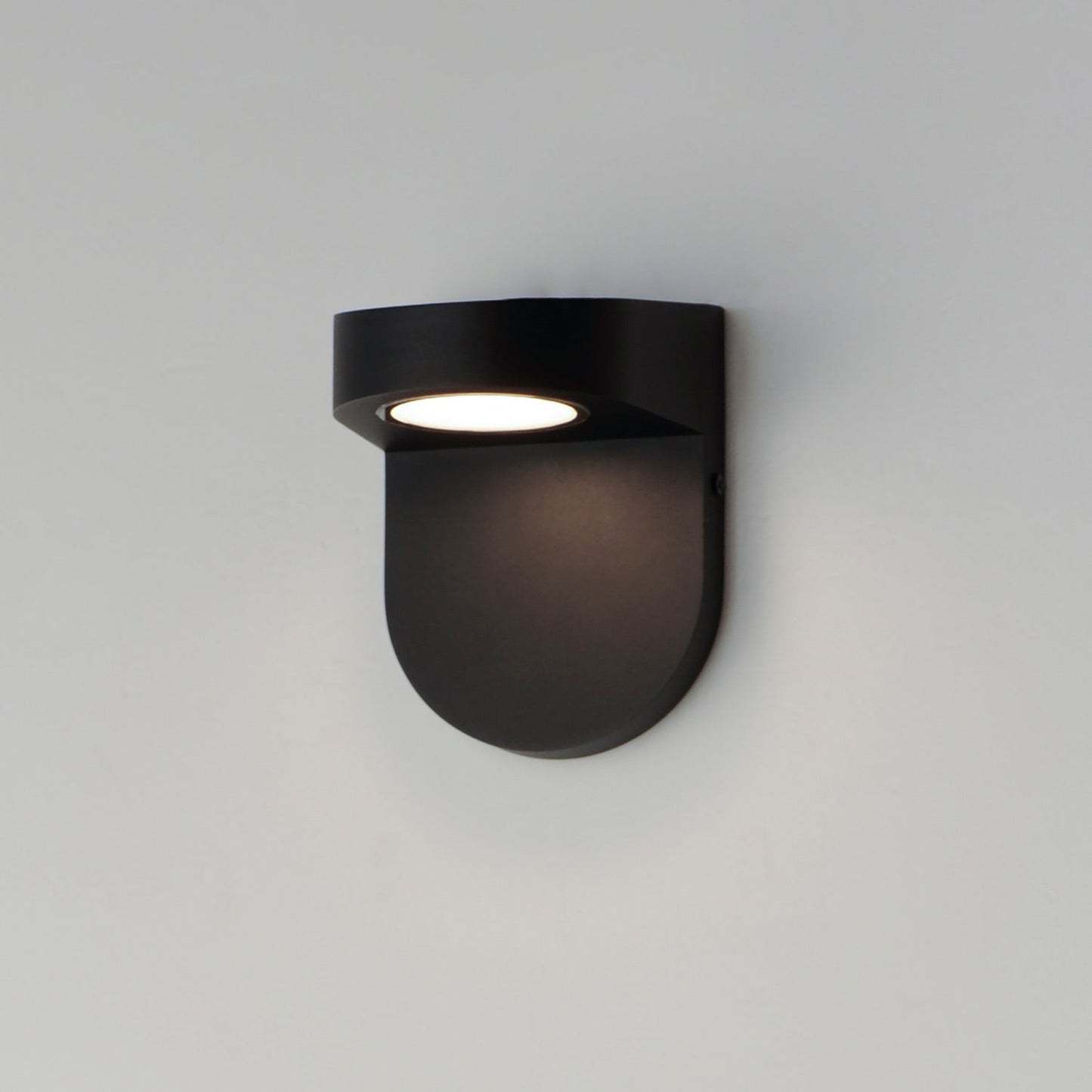 Ledge Outdoor LED Wall Light in Detail.