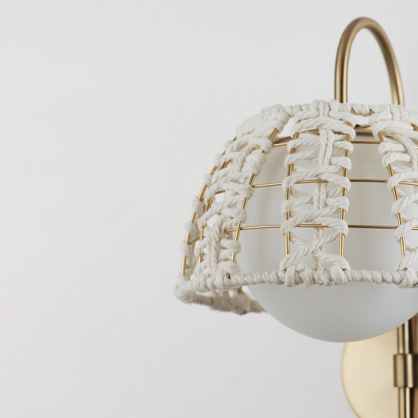 Macrame Wall Light in Detail.