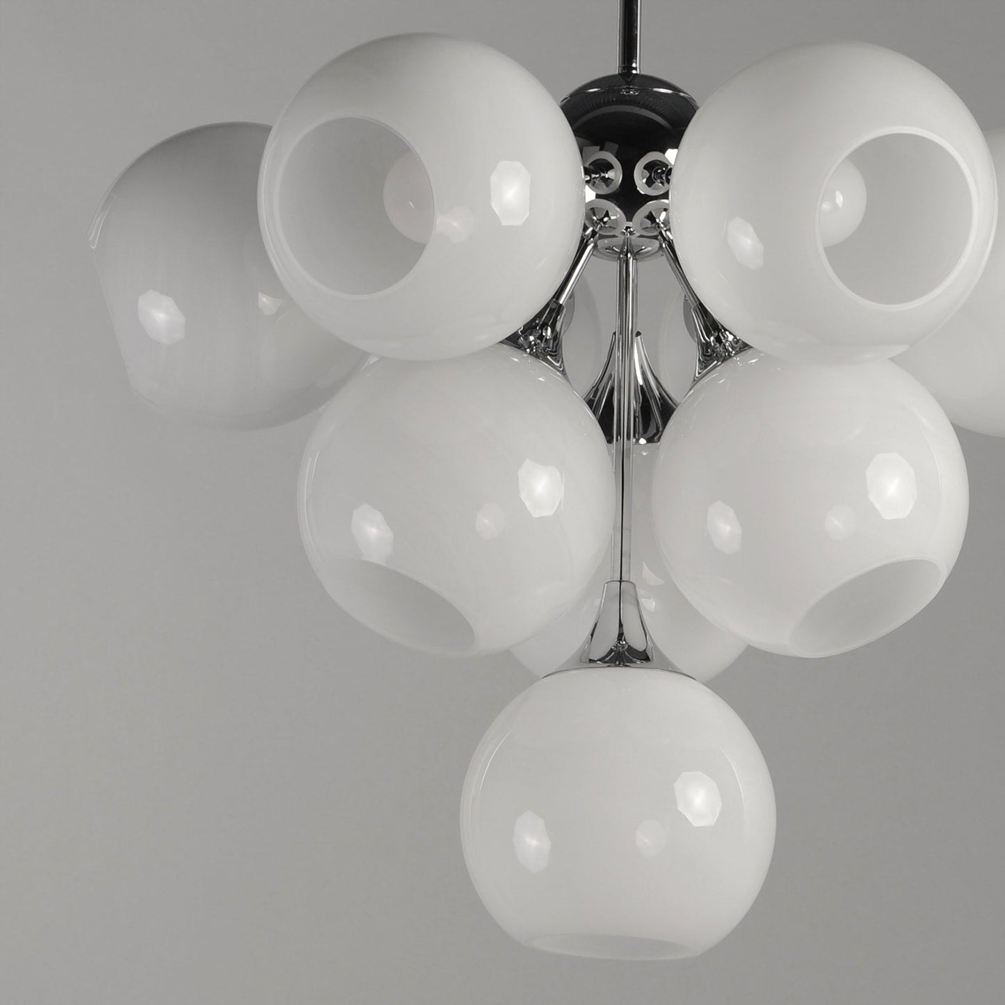 Neve Pendant Light in Detail.