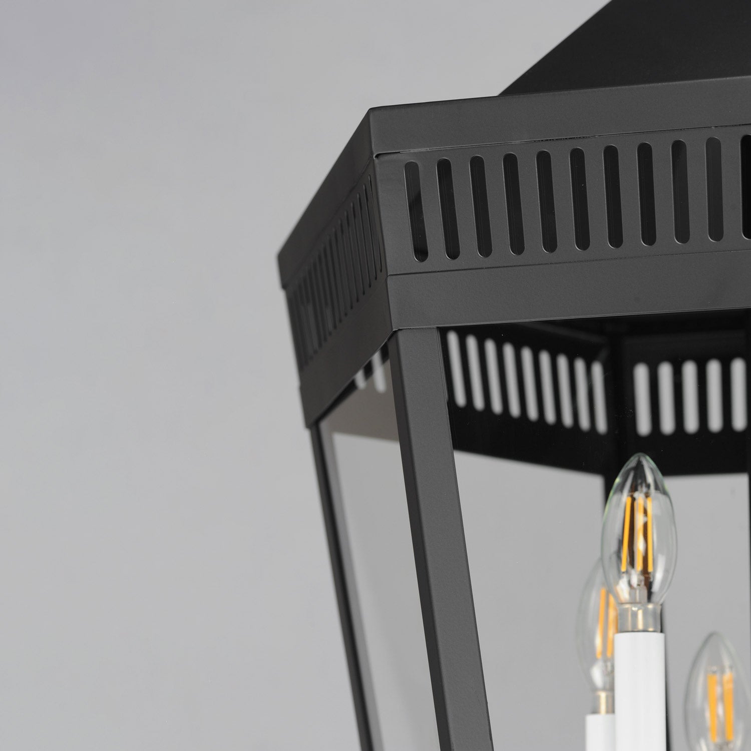 Oxford Outdoor Pendant Light in Detail.