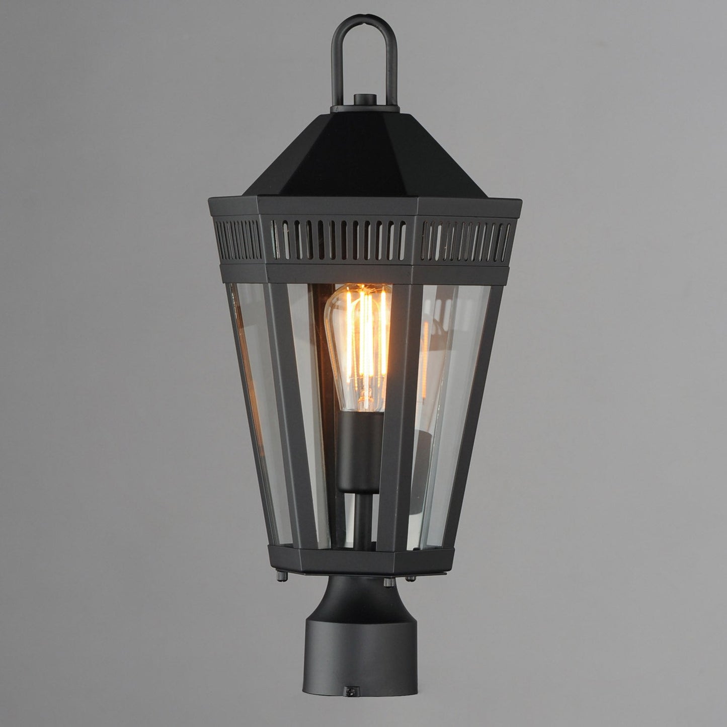 Oxford Outdoor Post Light in Detail.