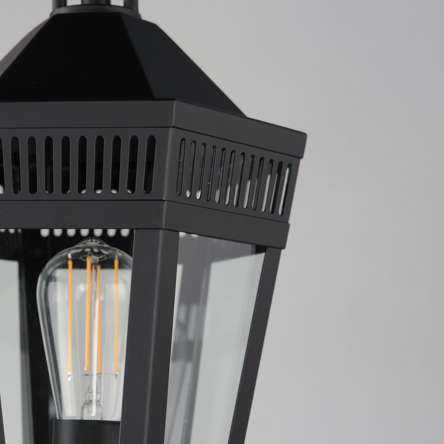 Oxford Outdoor Post Light in Detail.