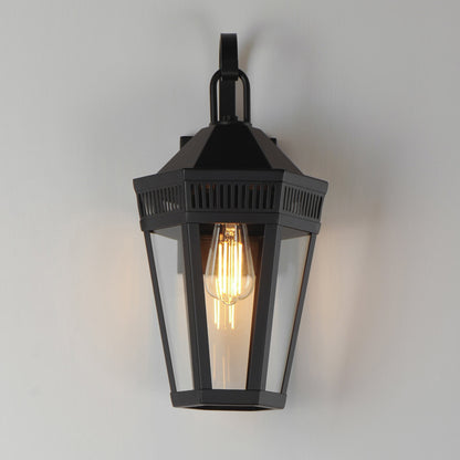 Oxford Outdoor Wall Light in Detail.