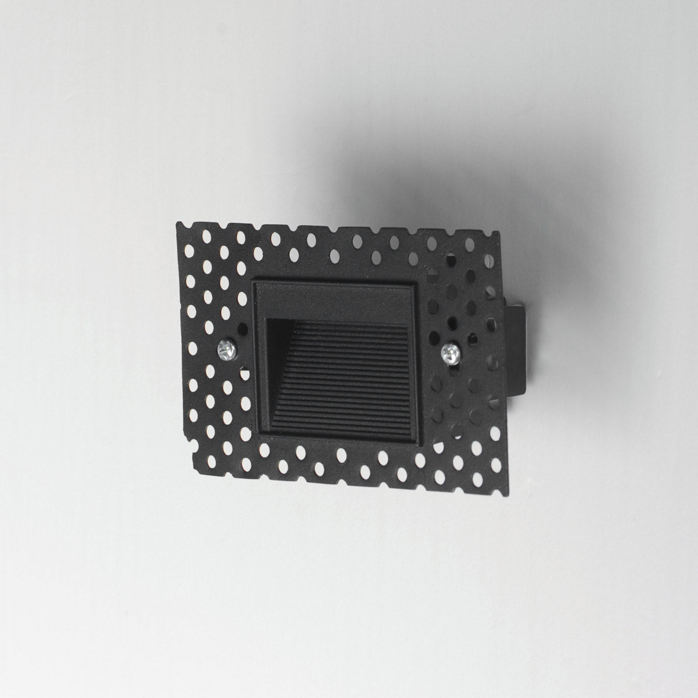 Path Trimless Outdoor LED Step Light in Detail.