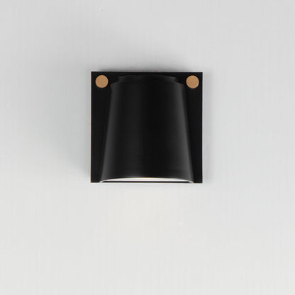Rivet Outdoor LED Wall Light in Detail.