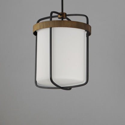 Ruffles Pendant Light in Detail.