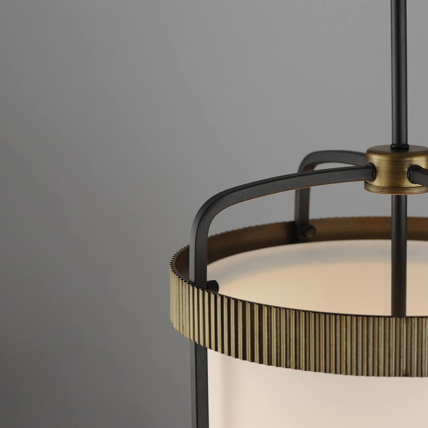 Ruffles Pendant Light in Detail.