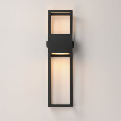 Strand VX Outdoor LED Wall Light in Detail.