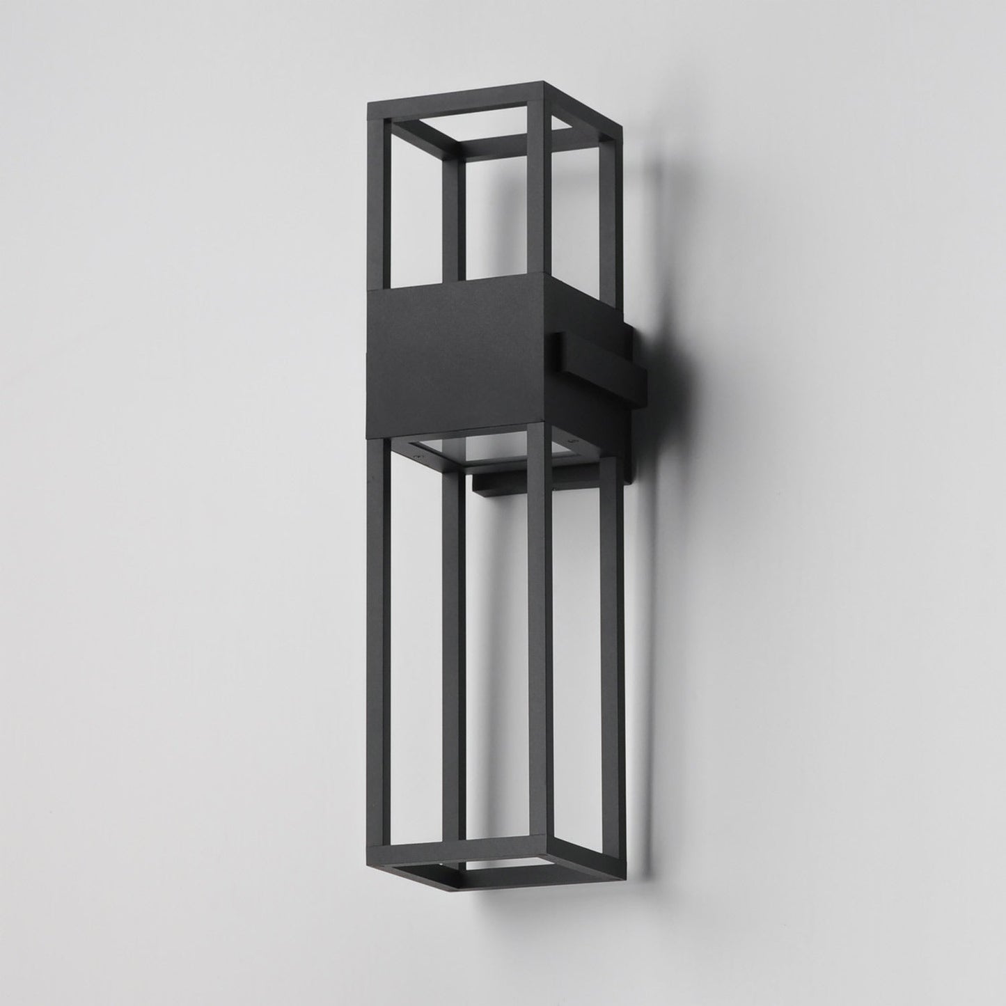 Strand VX Outdoor LED Wall Light in Detail.