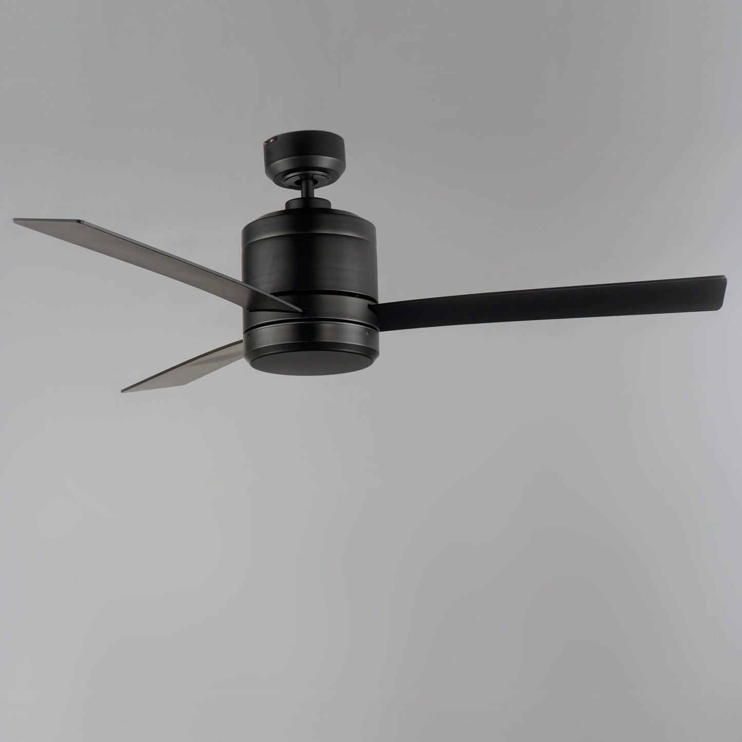 Tanker Outdoor Ceiling Fan in Detail.