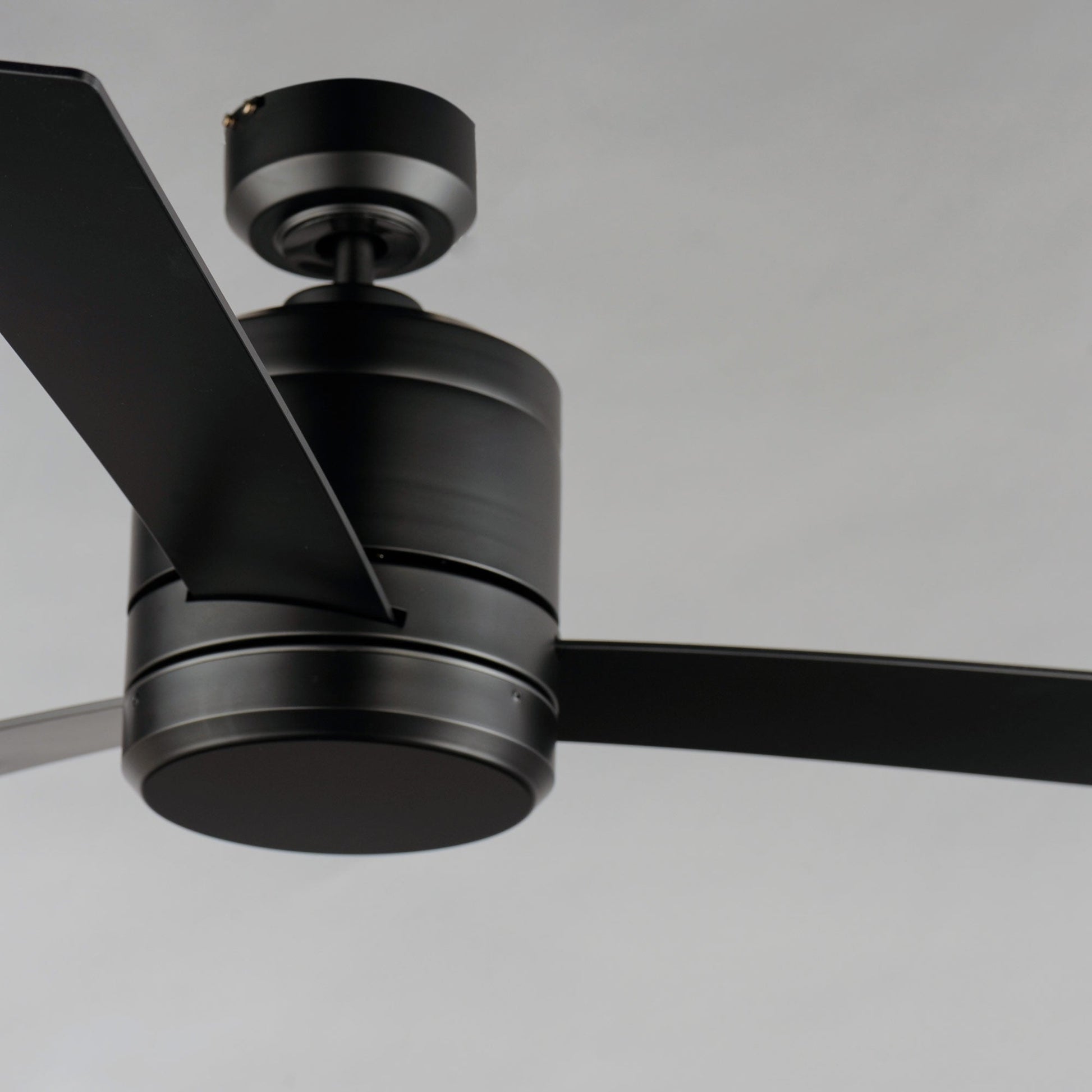 Tanker Outdoor Ceiling Fan in Detail.