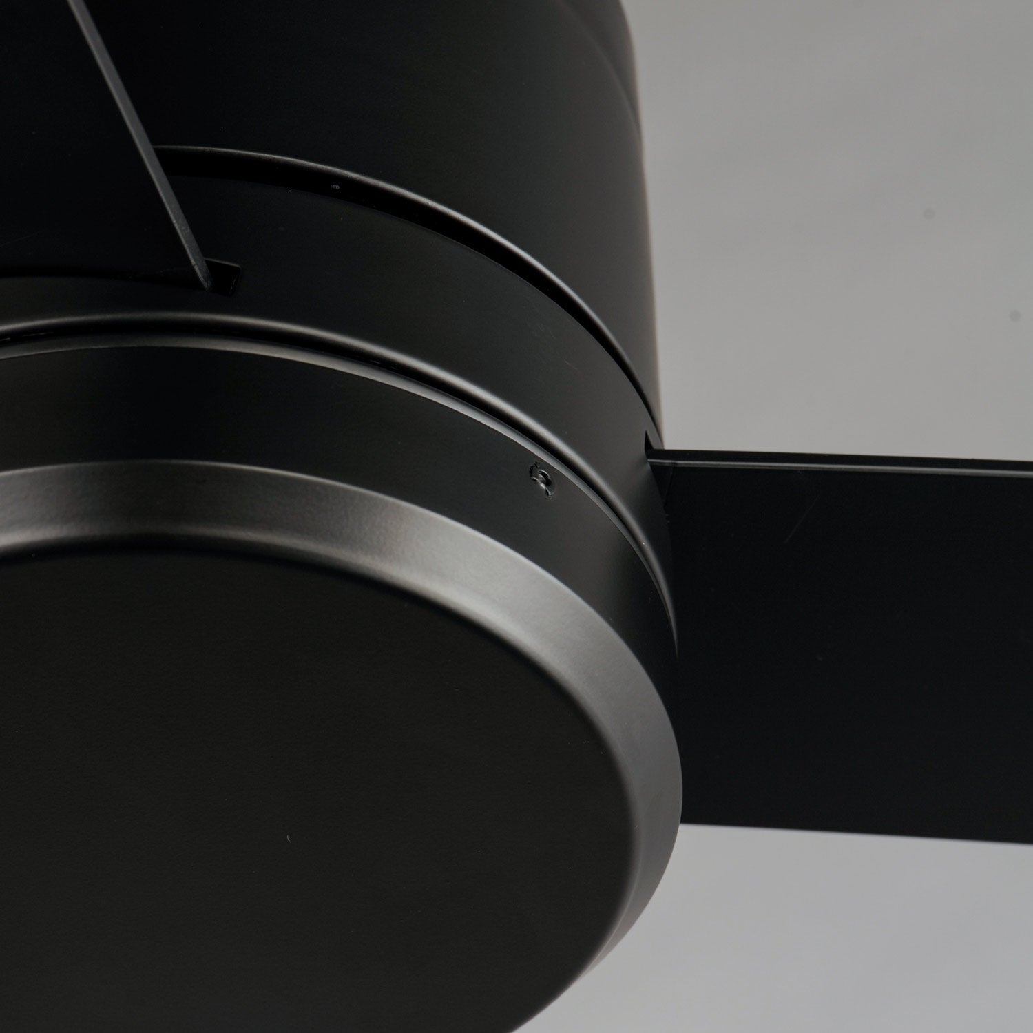 Tanker Outdoor Ceiling Fan in Detail.