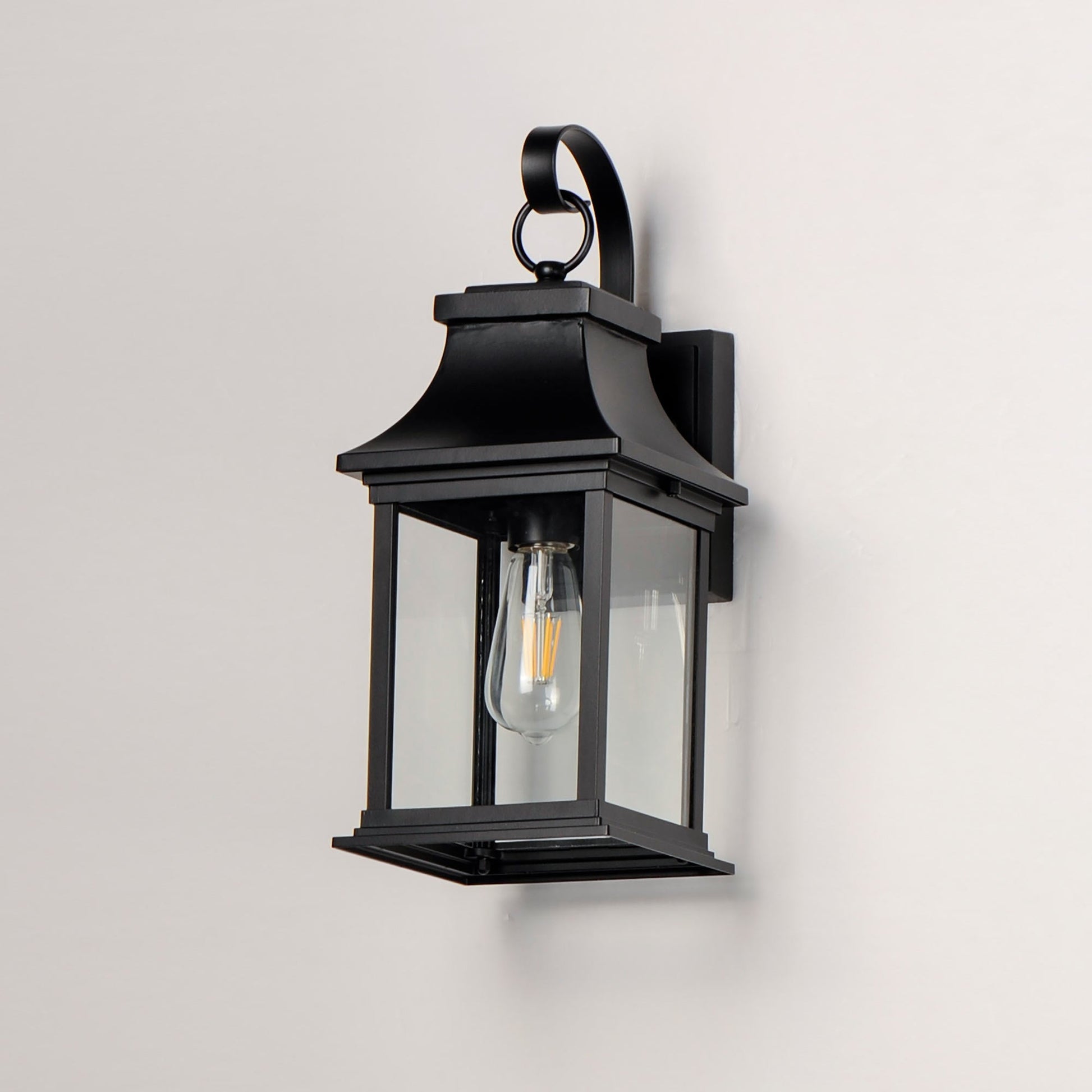 Vicksburg Outdoor Wall Light in Detail.