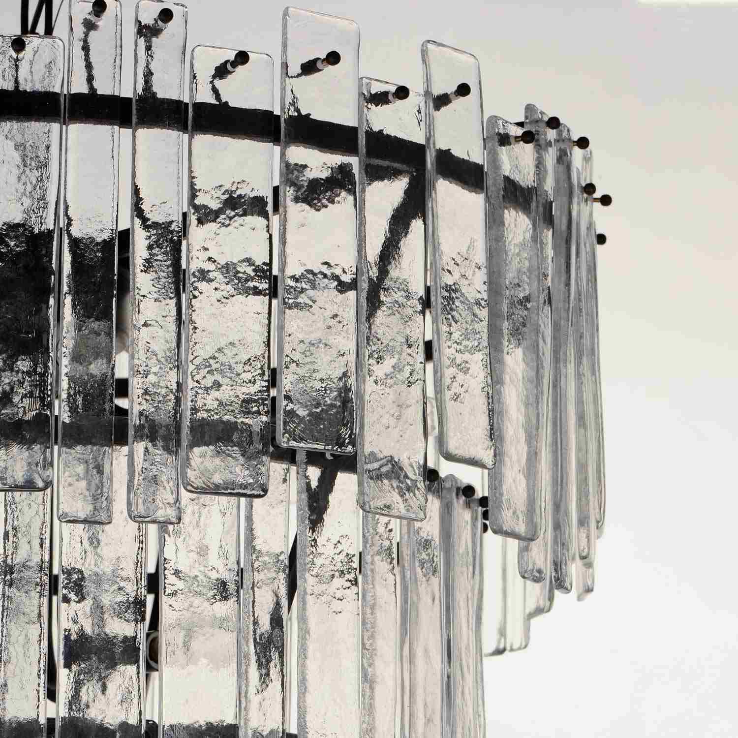 Warren Pendant Light in Detail.