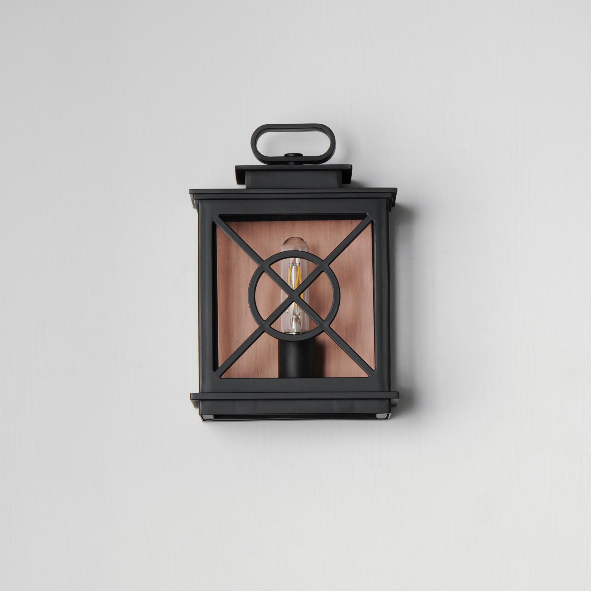 Yorktown Outdoor Pocket Wall Light in Detail.