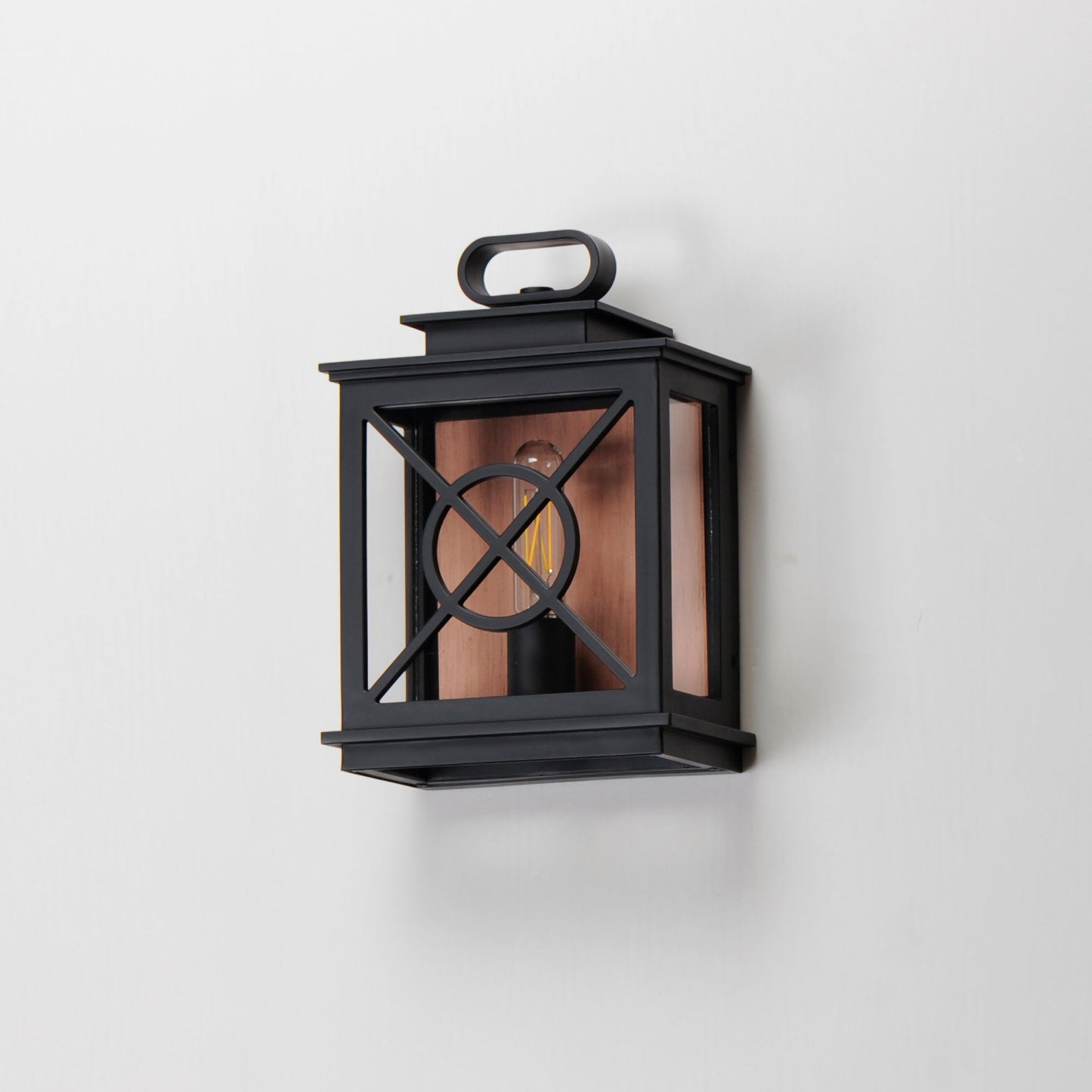 Yorktown Outdoor Pocket Wall Light in Detail.