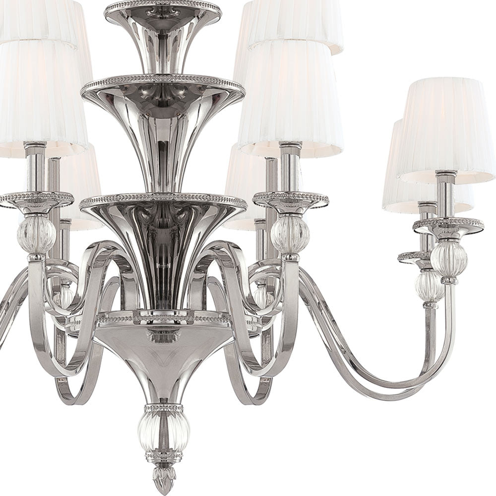 Aise Chandelier in Detail.