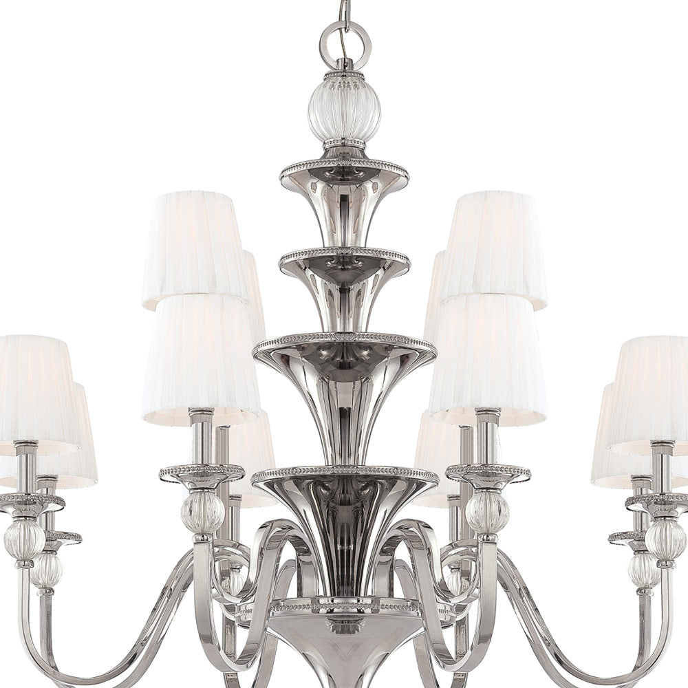 Aise Chandelier in Detail.