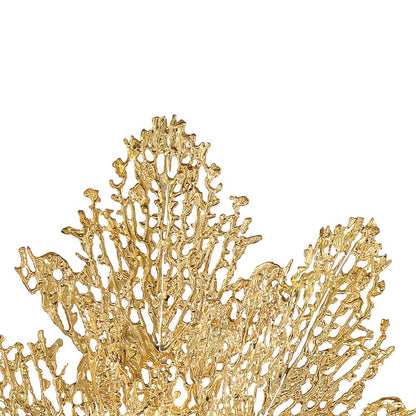 Evergold Wall Light in Detail.
