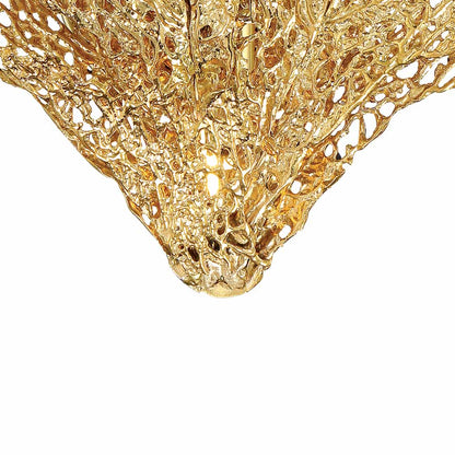 Evergold Wall Light in Detail.