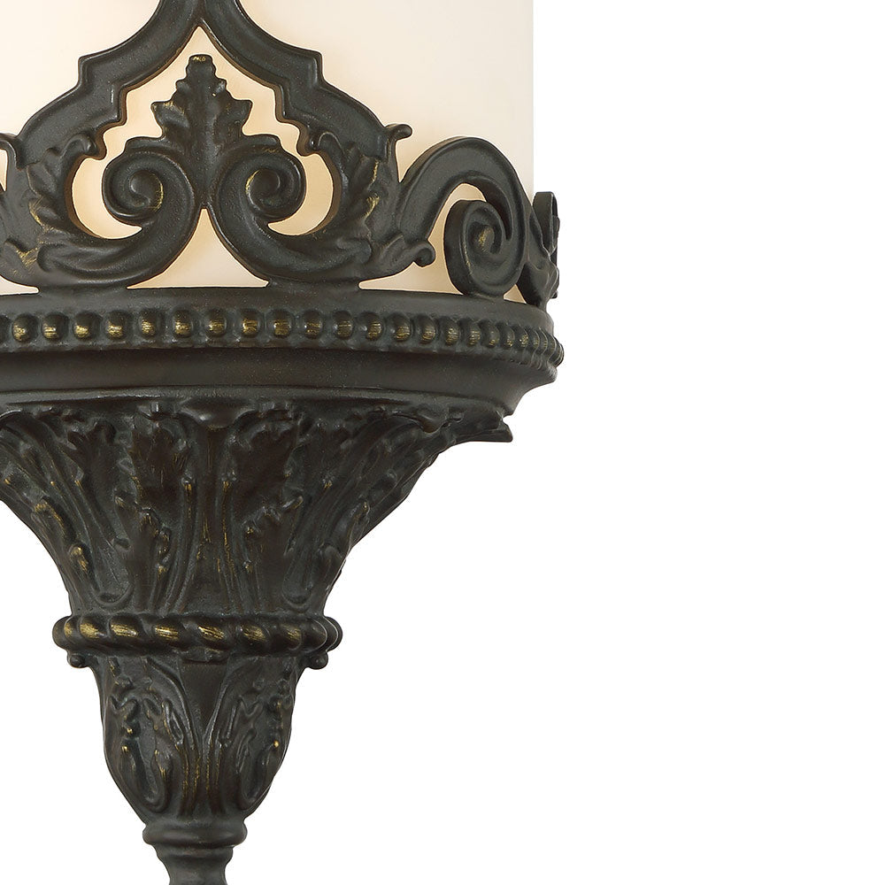 Metropolitan N2491 Wall Light in Detail.