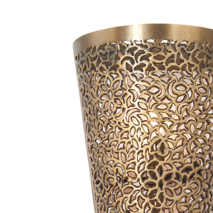 Moradabad Wall Light in Detail.