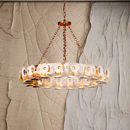 Niu Chandelier in Detail.
