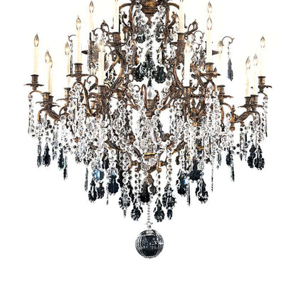Vintage N950040 Chandelier in Detail.