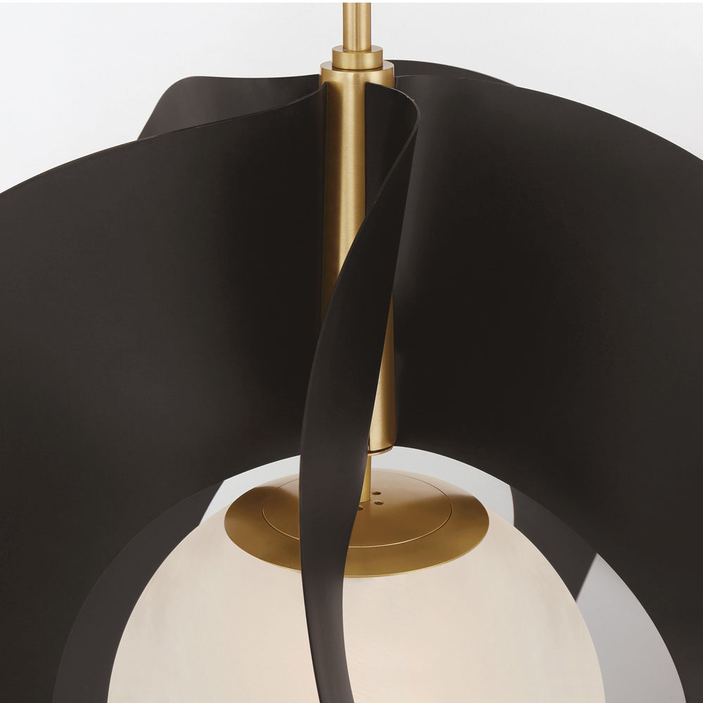 Gloria Pendant Light in Detail.