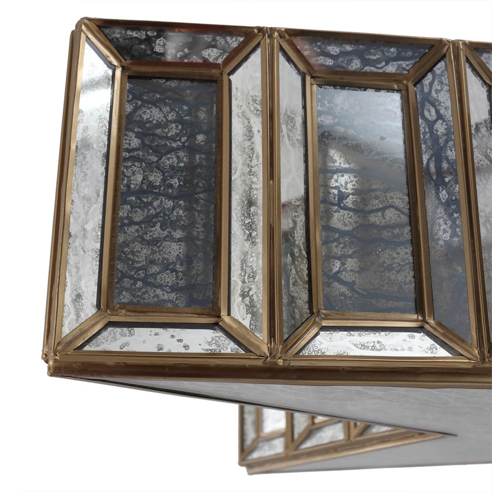Lone Star Pendant Light in Detail.
