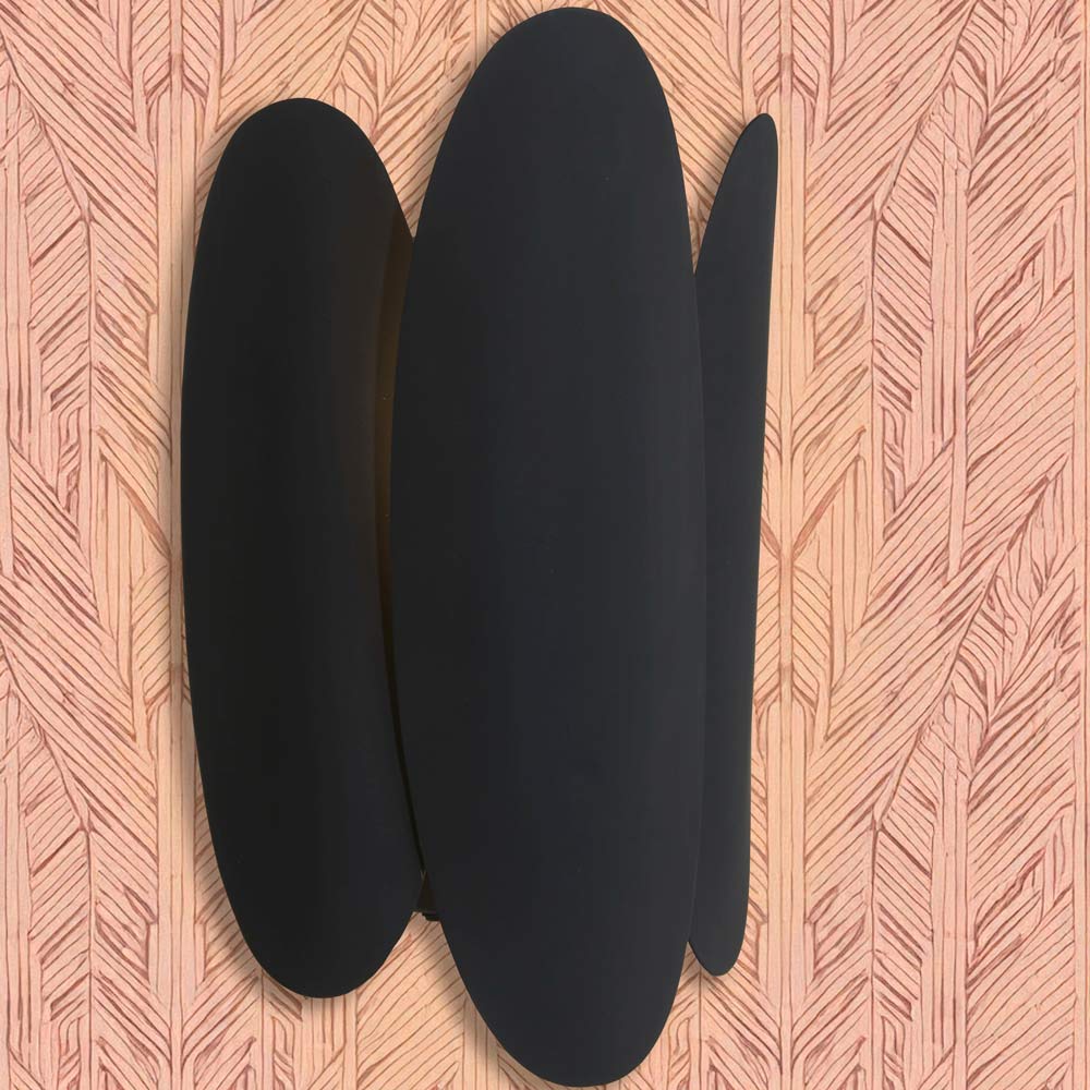 Vailen Wall Light in Detail.