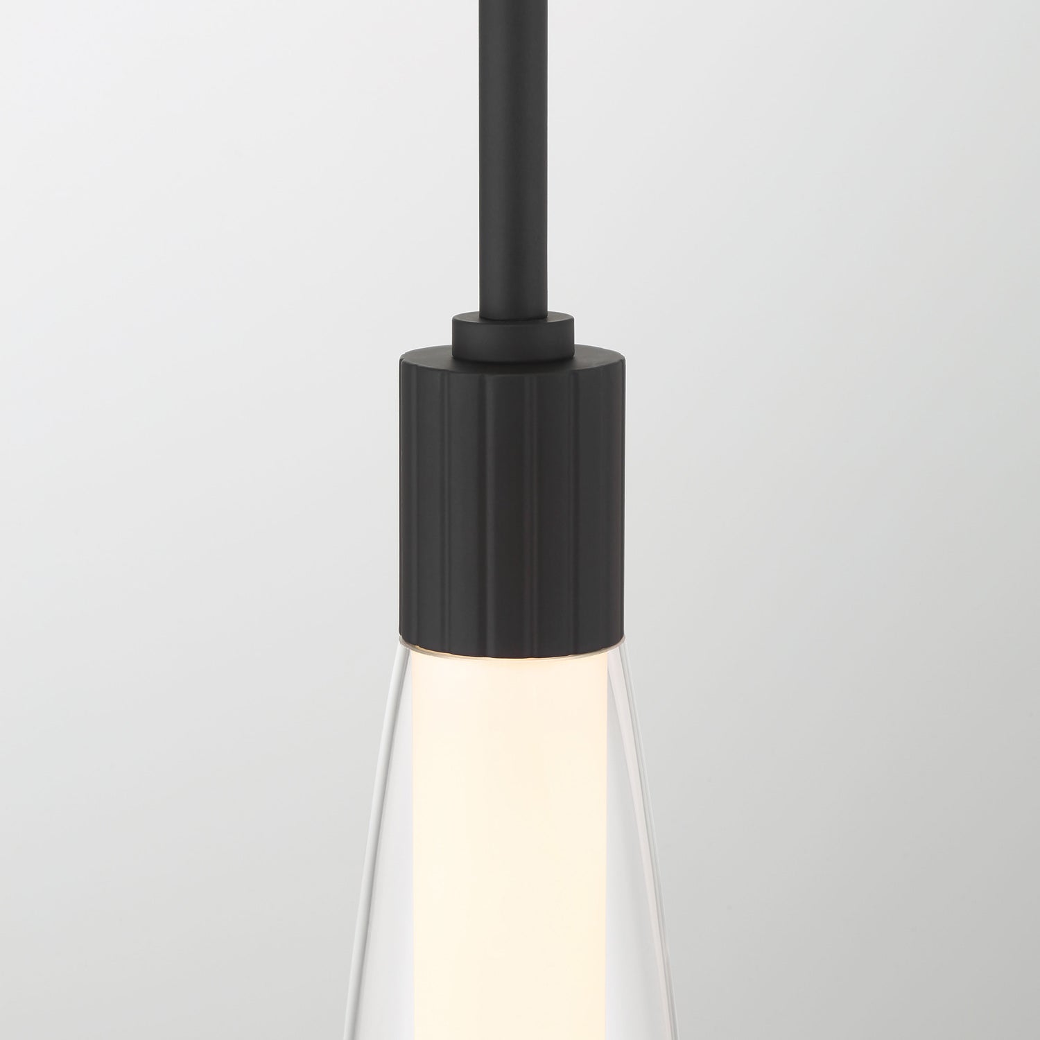 Verto LED Pendant Light in Detail.