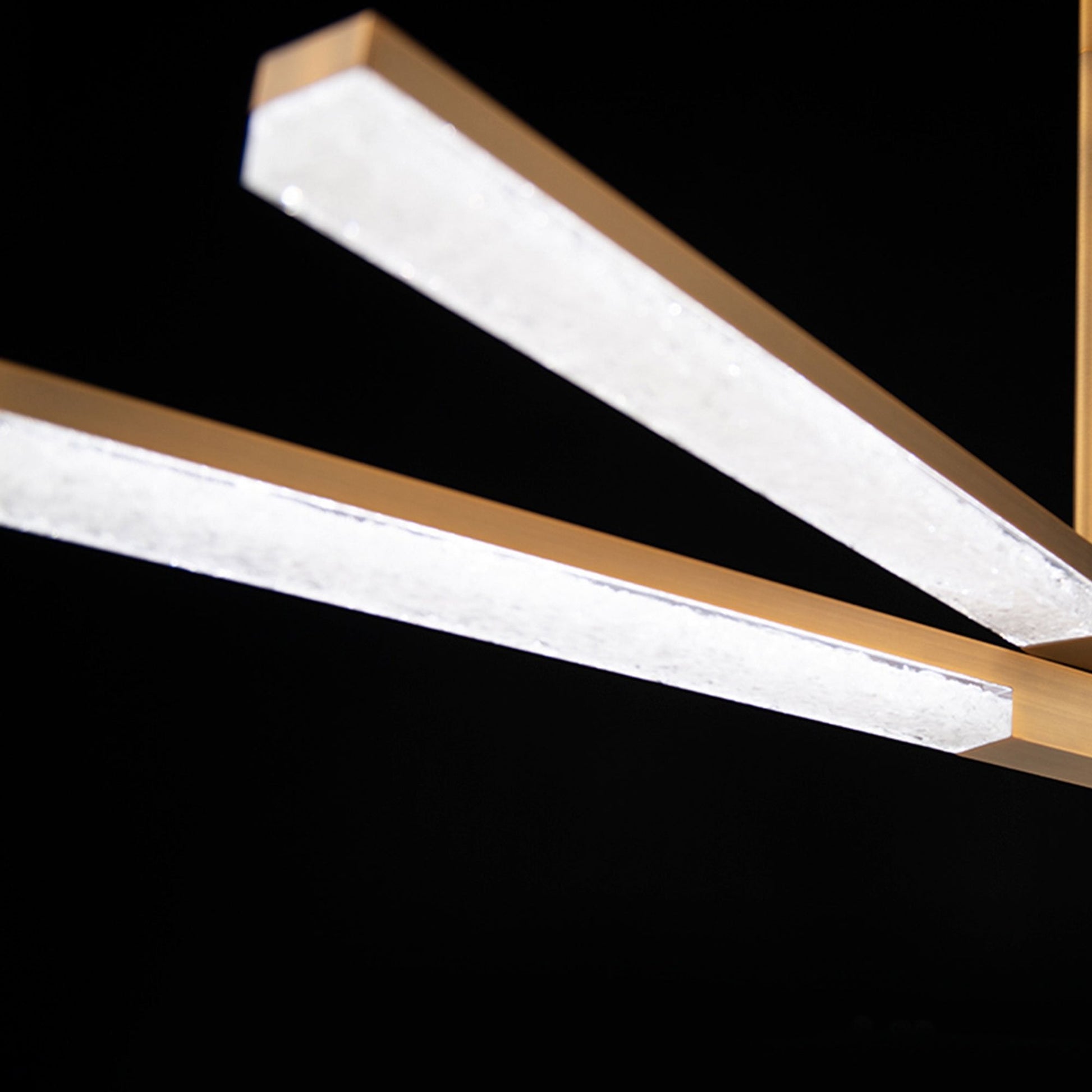Minx Linear LED Pendant Light in Detail.