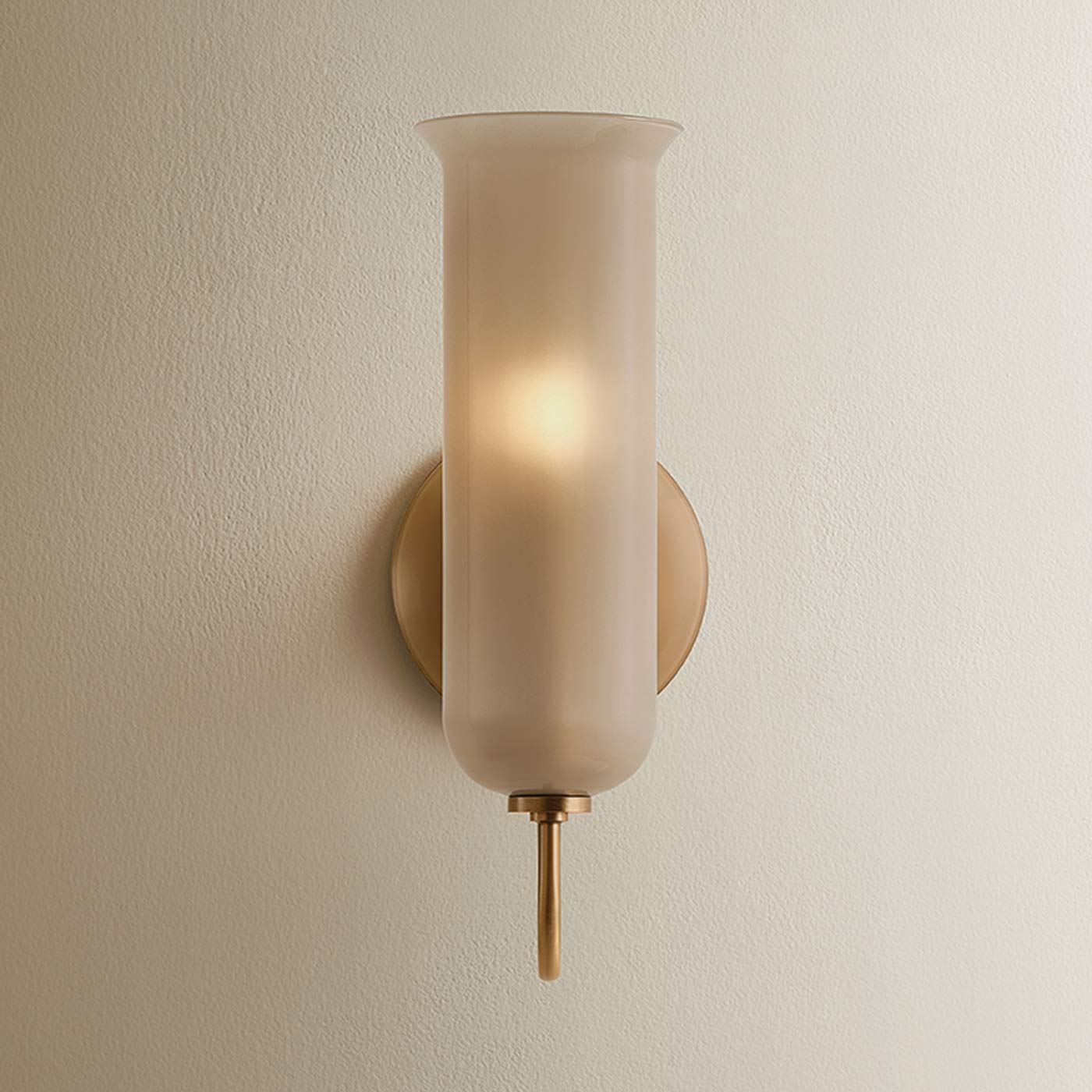 Alessandra Wall Light in Detail.