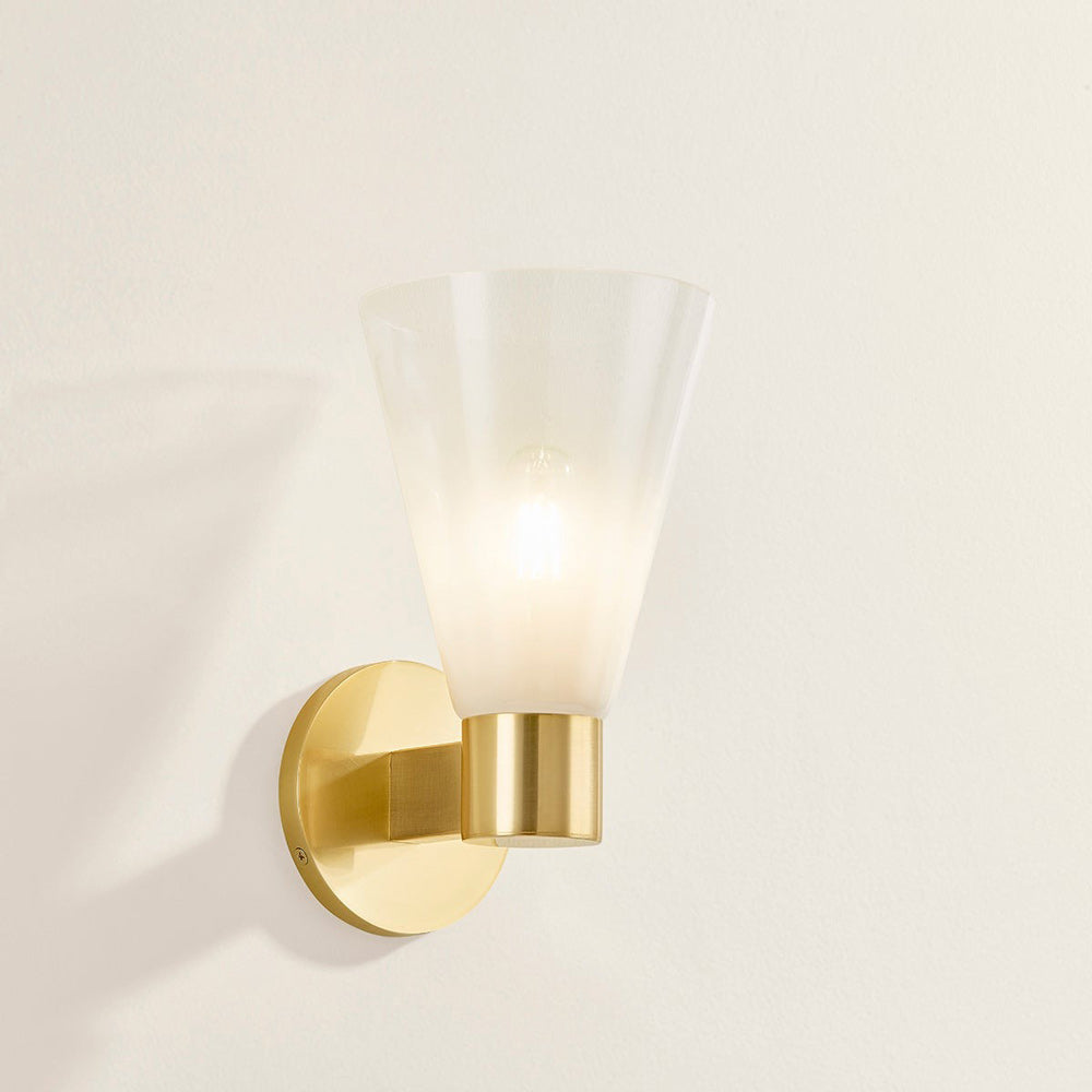 Alma Single Wall Light in Detail.