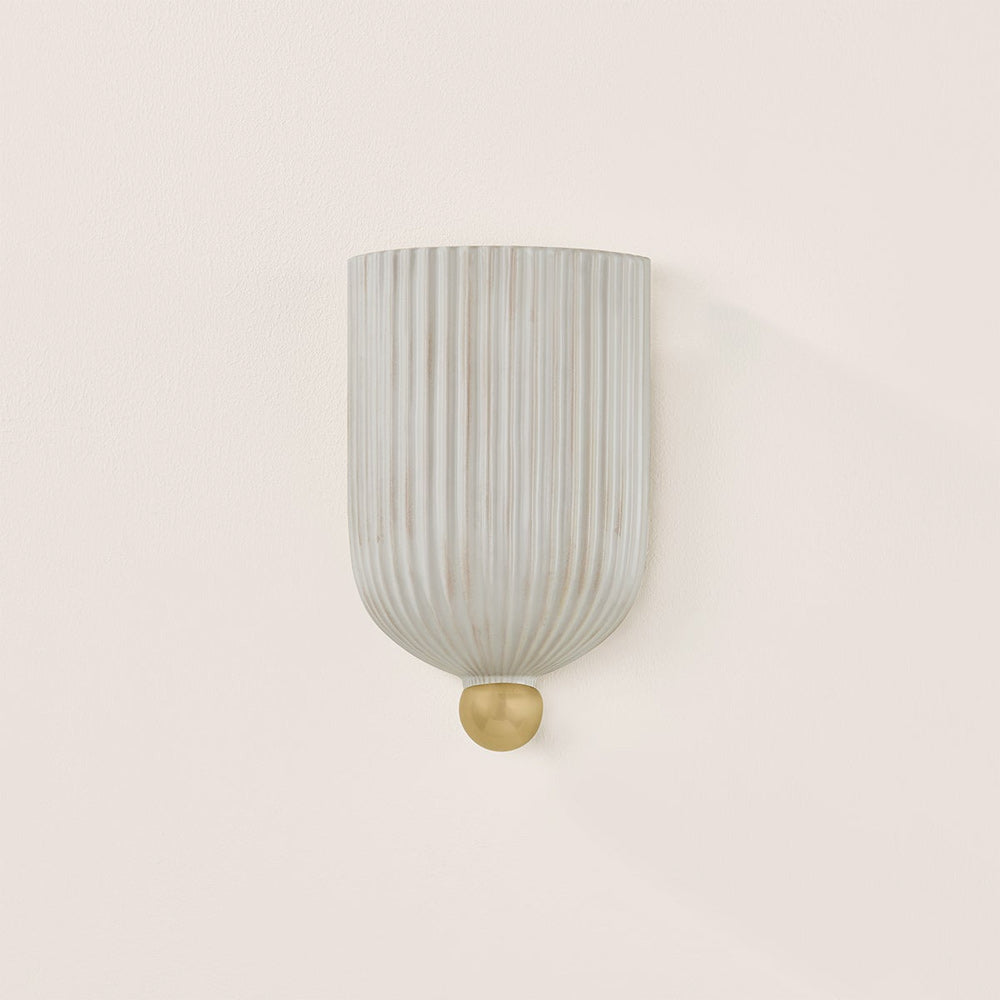 Amira Wall Light in Detail.