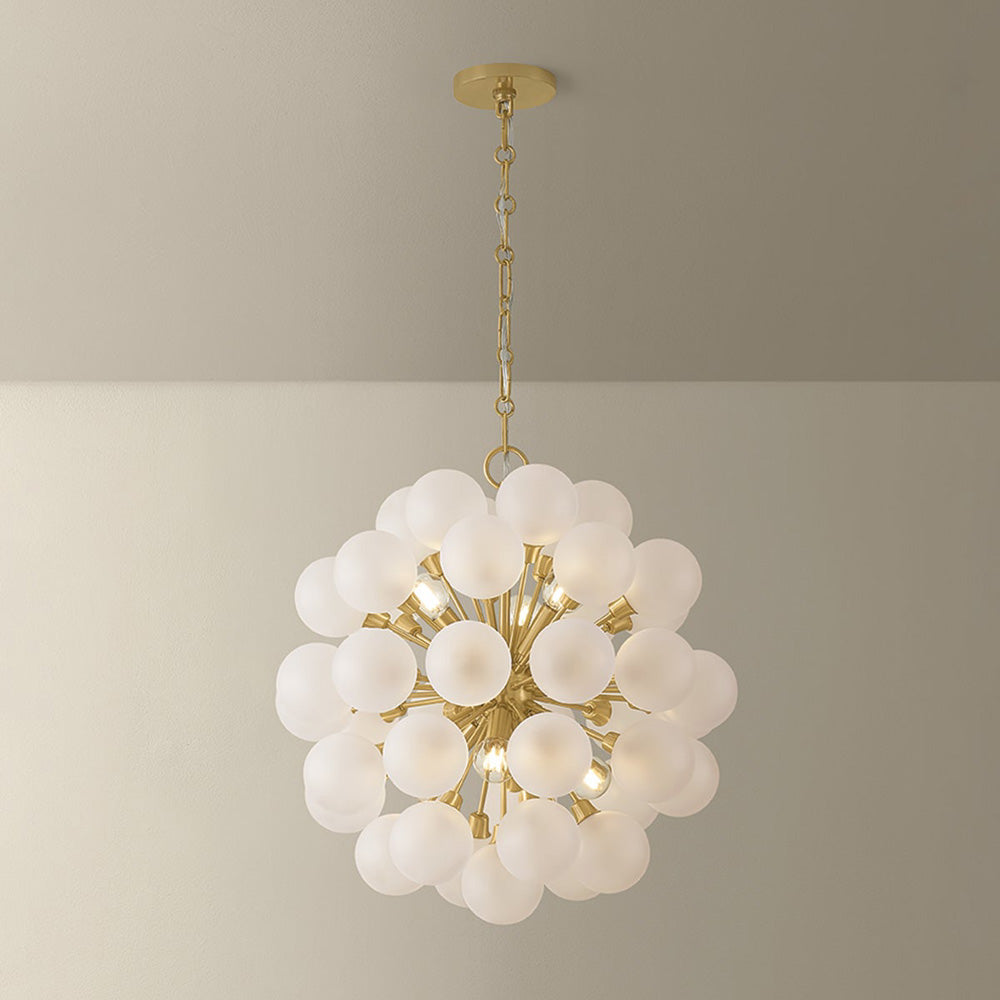 Antoneta Chandelier in Detail.
