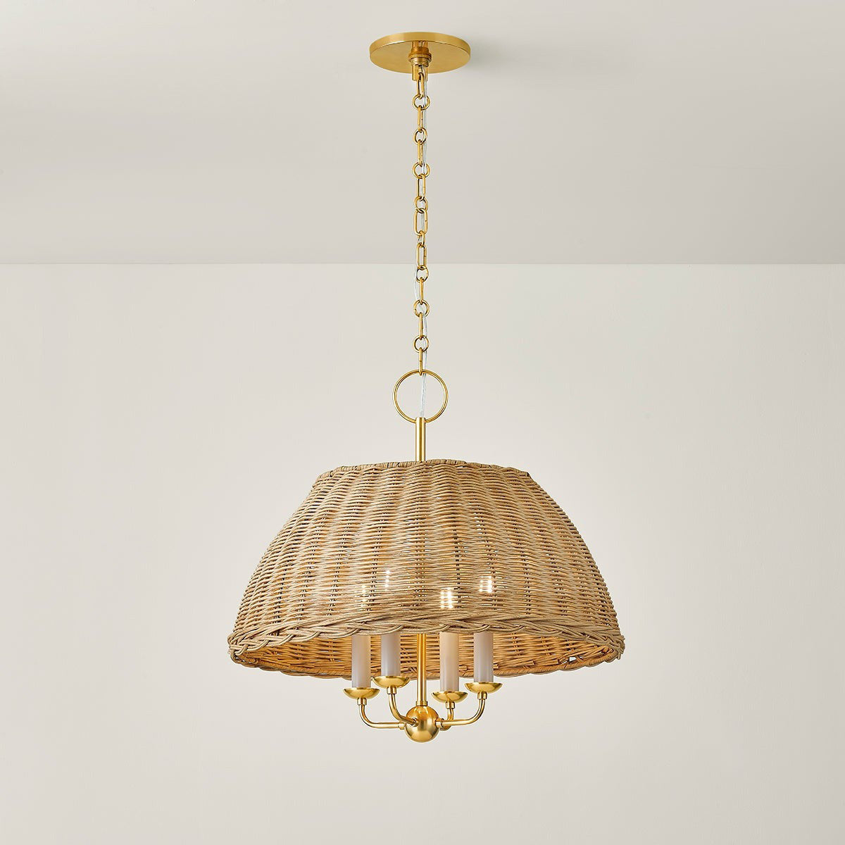 Arwen Chandelier in Detail.