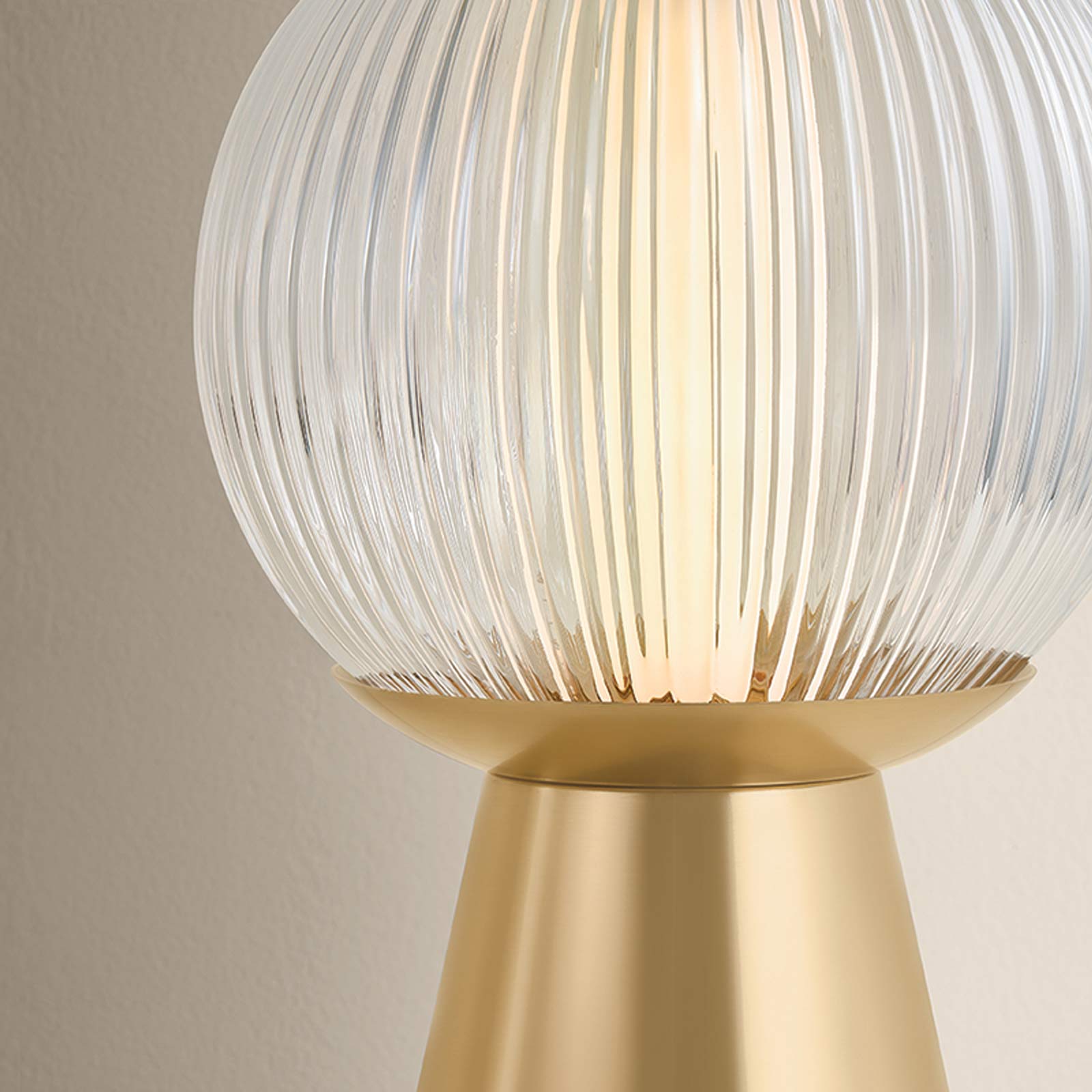 Bria LED Rechargeable Table Lamp in Detail.