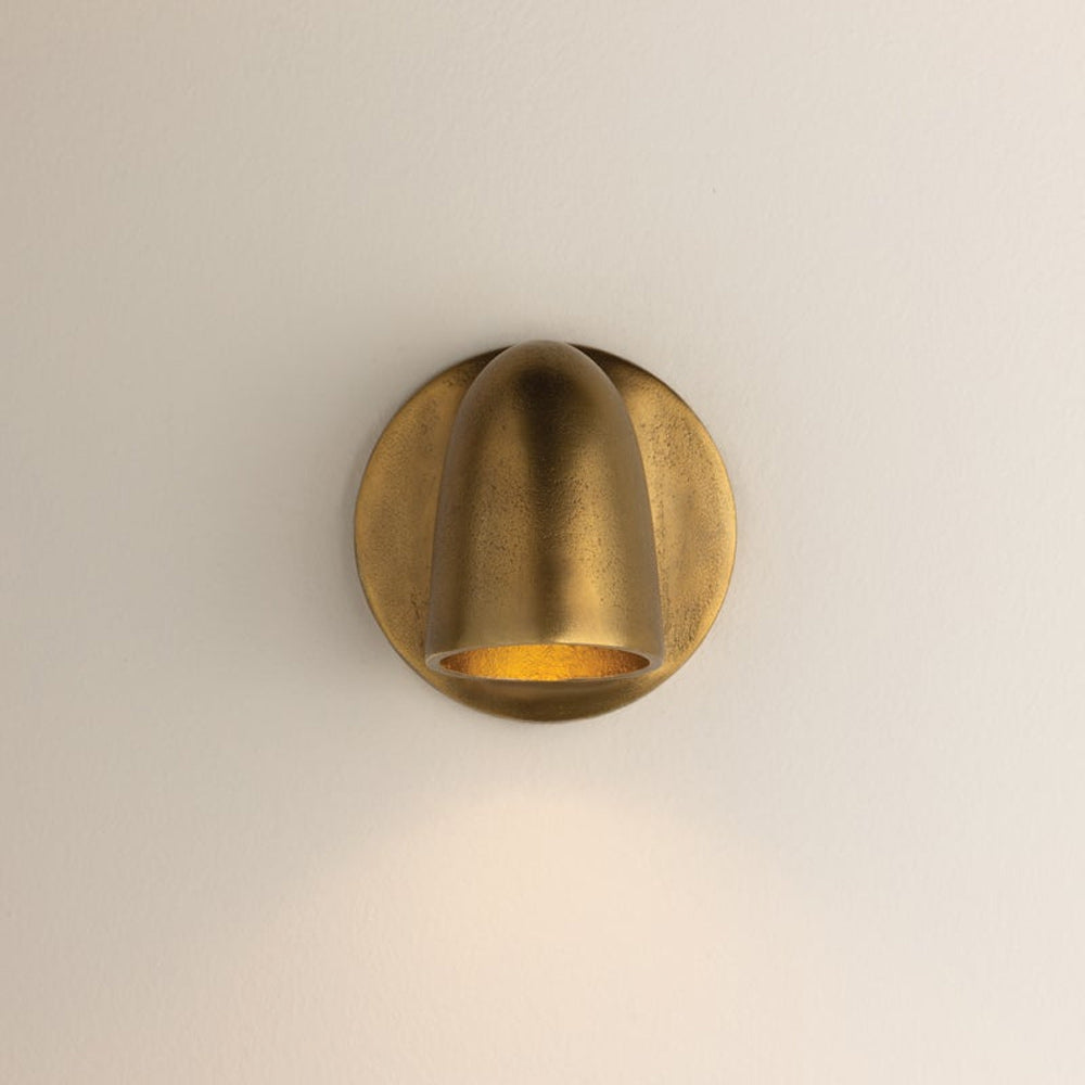 Canna Wall Light in Detail.
