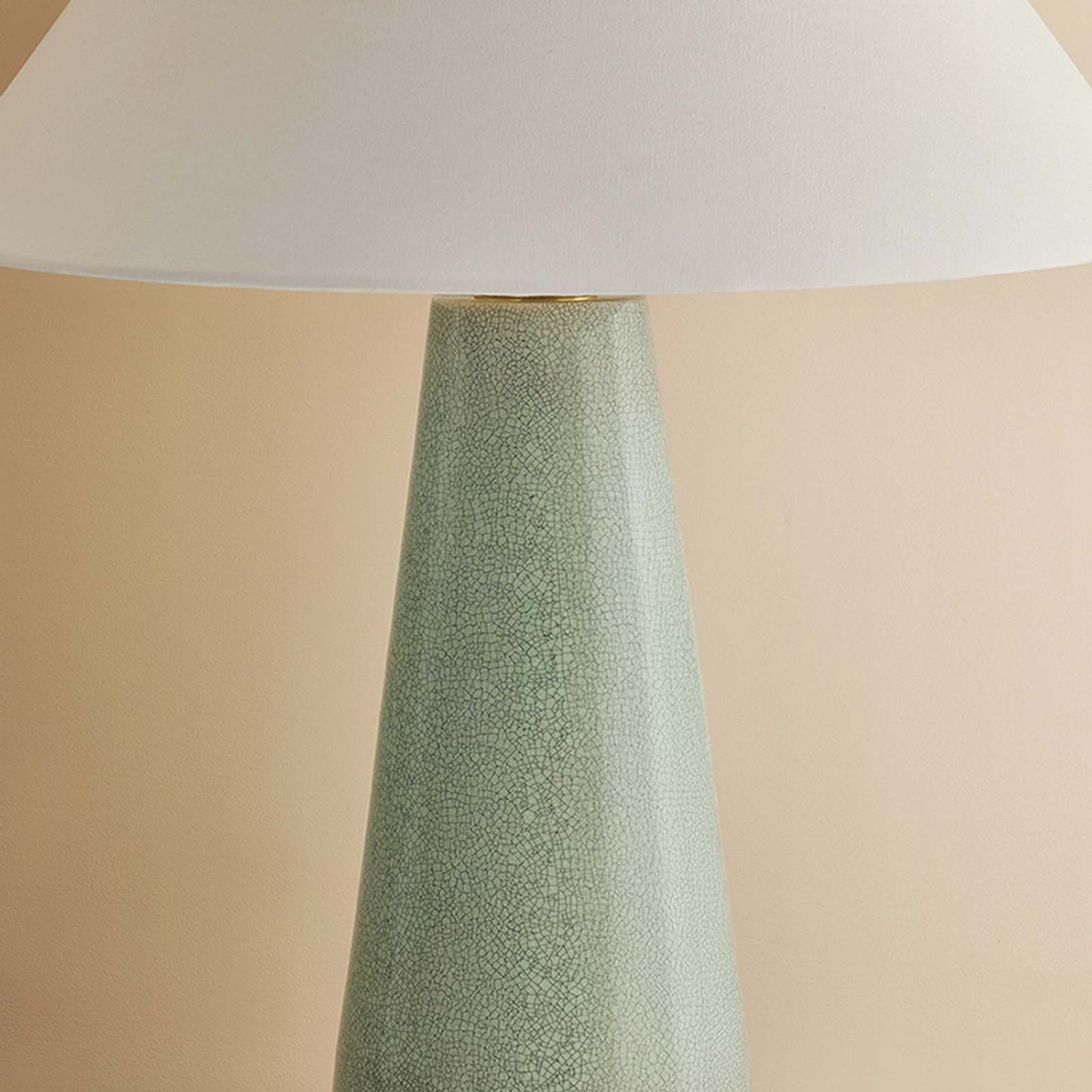 Dalaila Table Lamp in Detail.