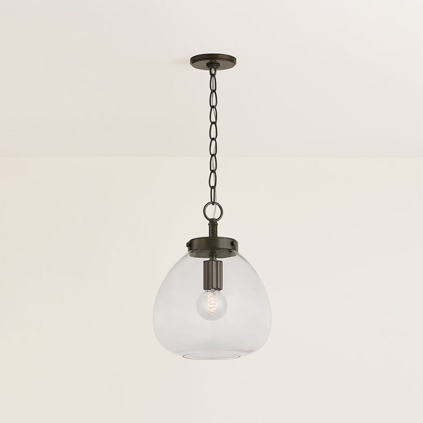 Della H997701 Pendant Light in Detail.