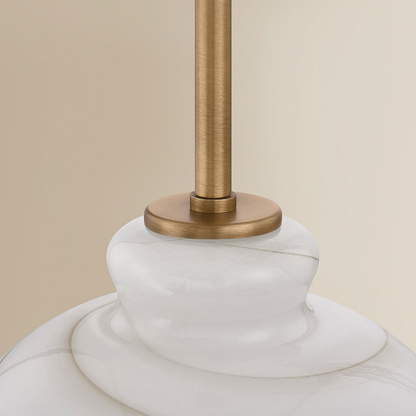 Dessi Pendant Light in Detail.