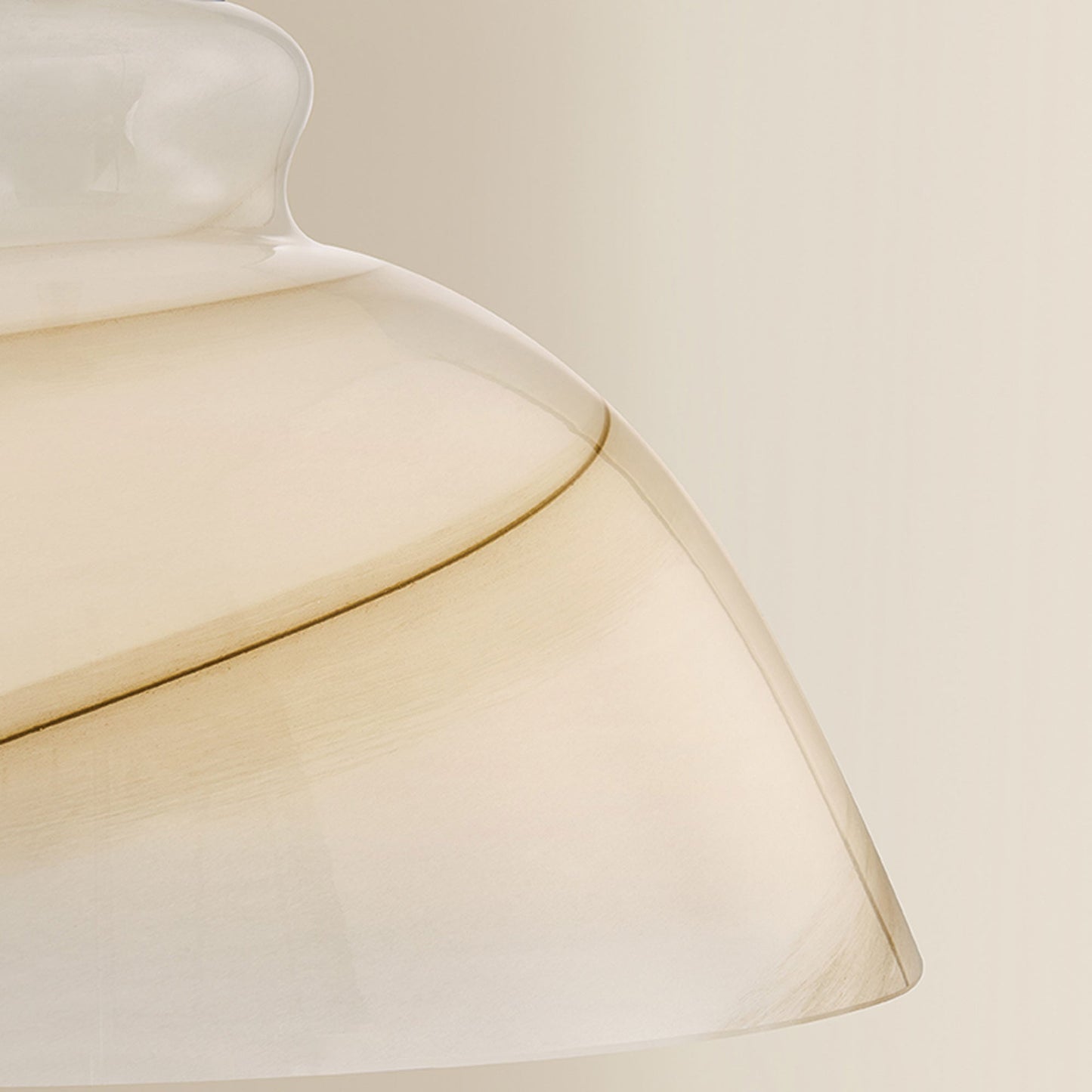 Dessi Pendant Light in Detail.